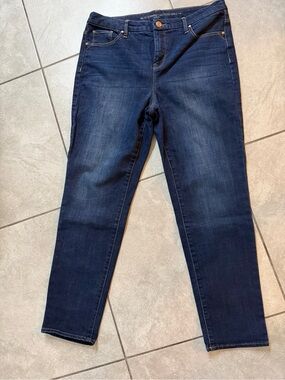 Women’s Chico’s the So Slimming Girlfriend Ankle 2.5 Sz 14 Lg Dark Blue Jeans